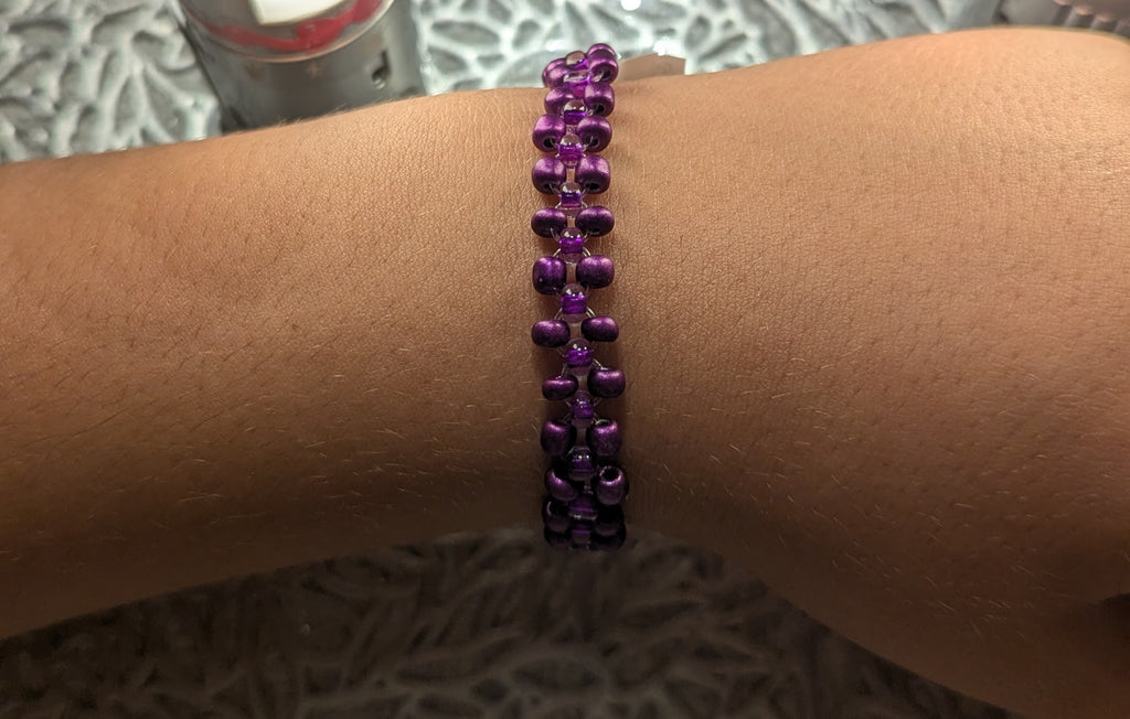 Beautyfuly (bracelet)(multiple colors choices)