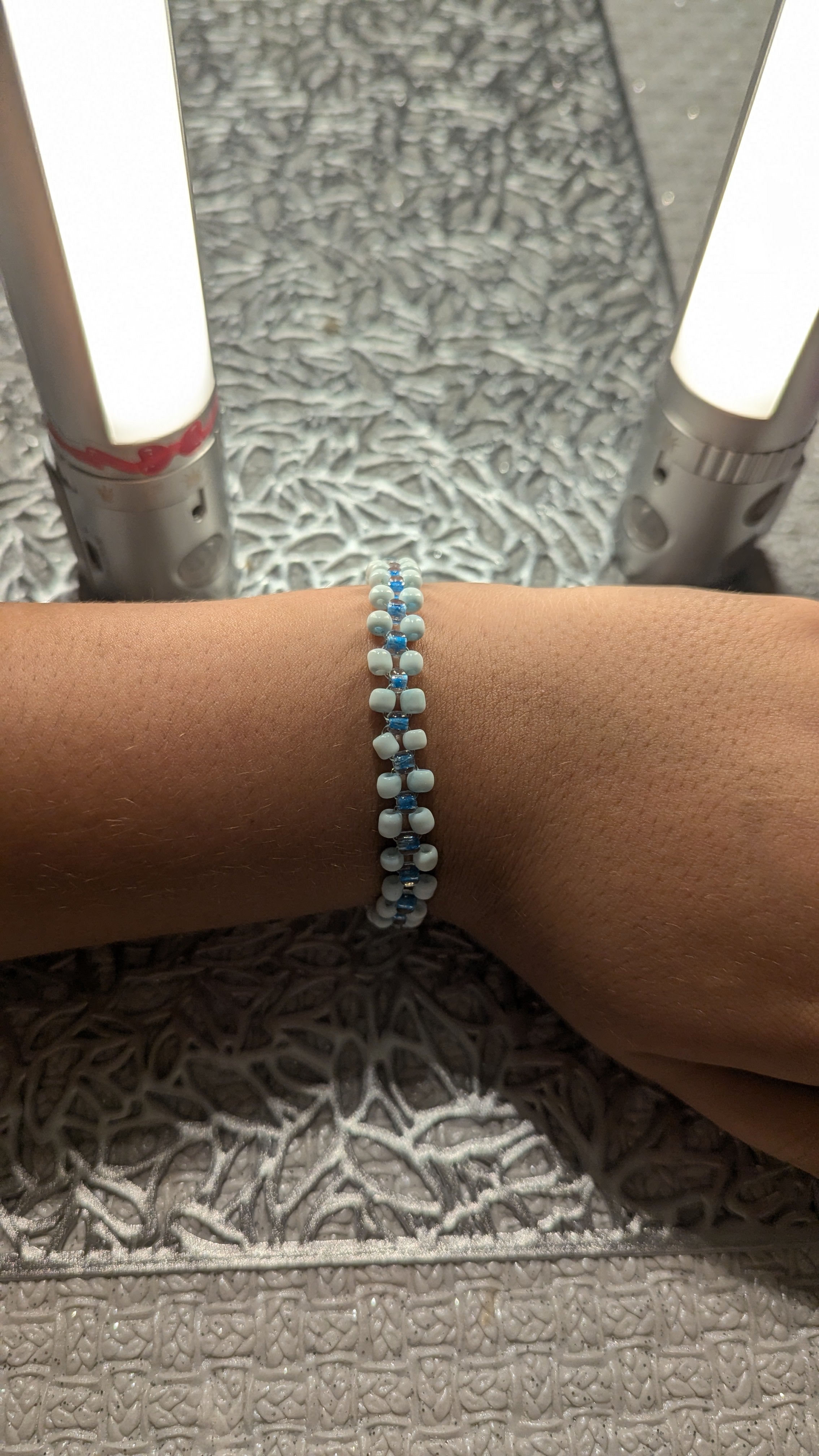 Beautyfuly (bracelet)(multiple colors choices)